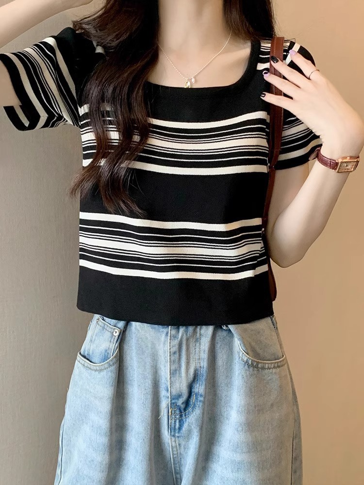 Ropa de verano 2025, nuevo estilo francés dulce y picante viento interior con mangas cortas de cuello cuadrado de mujer camisa de punto rayada corta camisa de estudiante