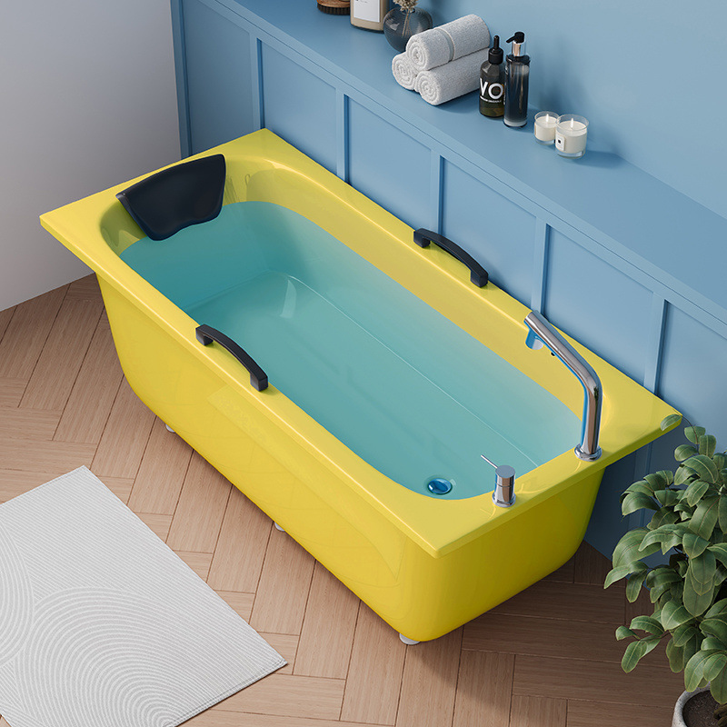 노란색+난간+수도꼭지