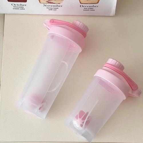 Sports water cup, shake cup, Internet celebrity milkshake cup, electrolyte powder, protein powder mixing cup, plastic fitness kettle with scale