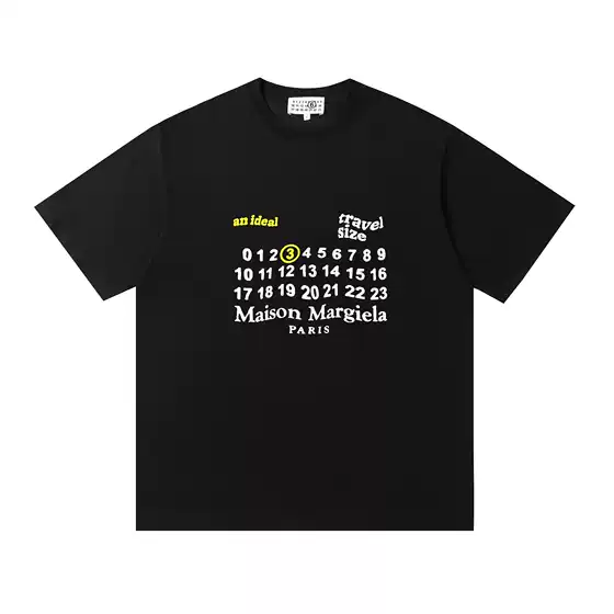 New 2024 Maison MM6 Margiela Short-Sleeve Cotton T-Shirt for Men and Women with Calendar Digital Print