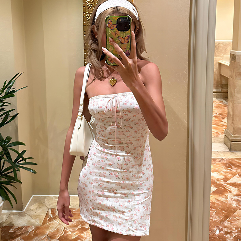 European and American women's fresh and sweet style new sexy wrapped chest hip tied back Joker floral dress a generation of hair