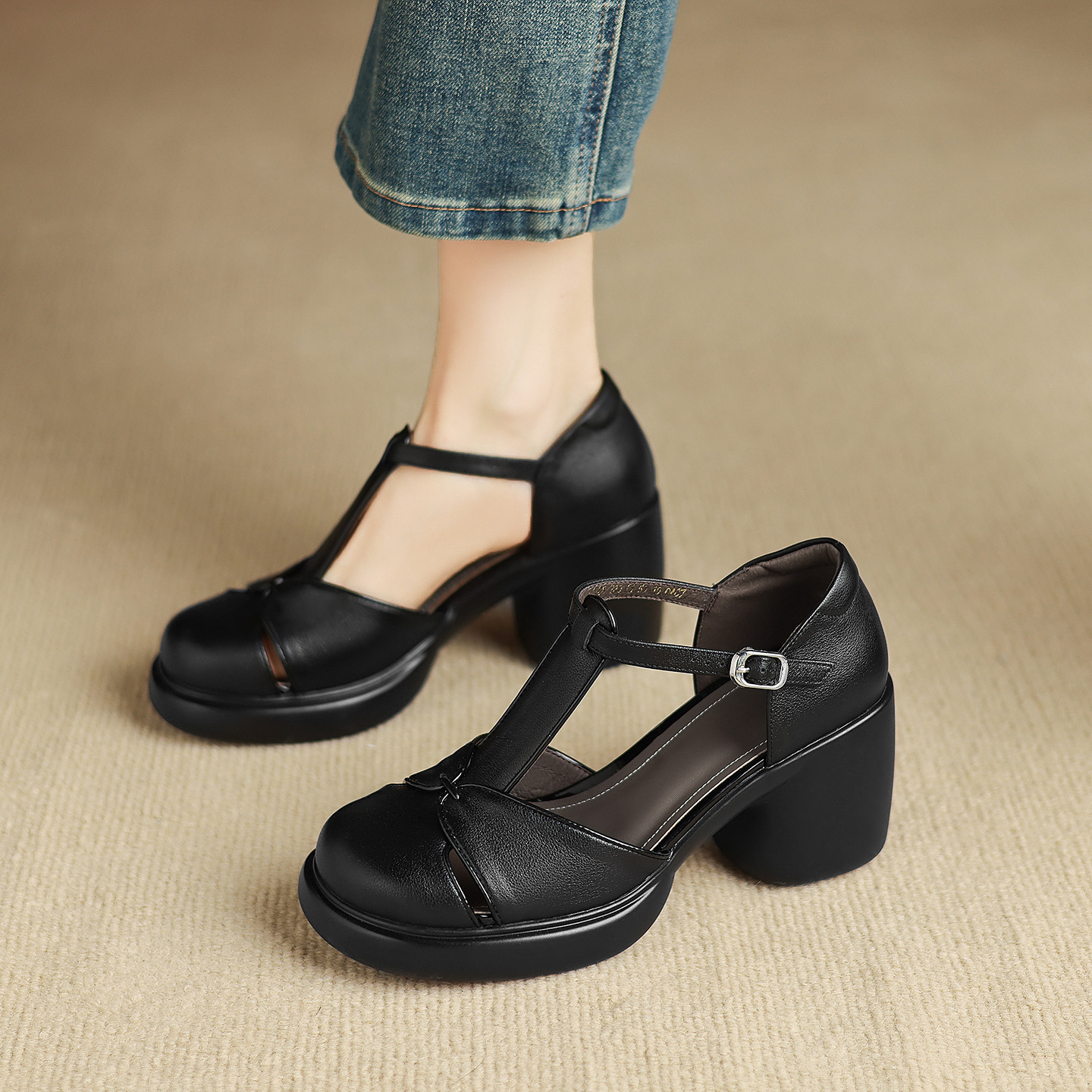 Sandal cao gót nữ mũi nhọn quai chữ T đế dày gót 7 cm — đen
