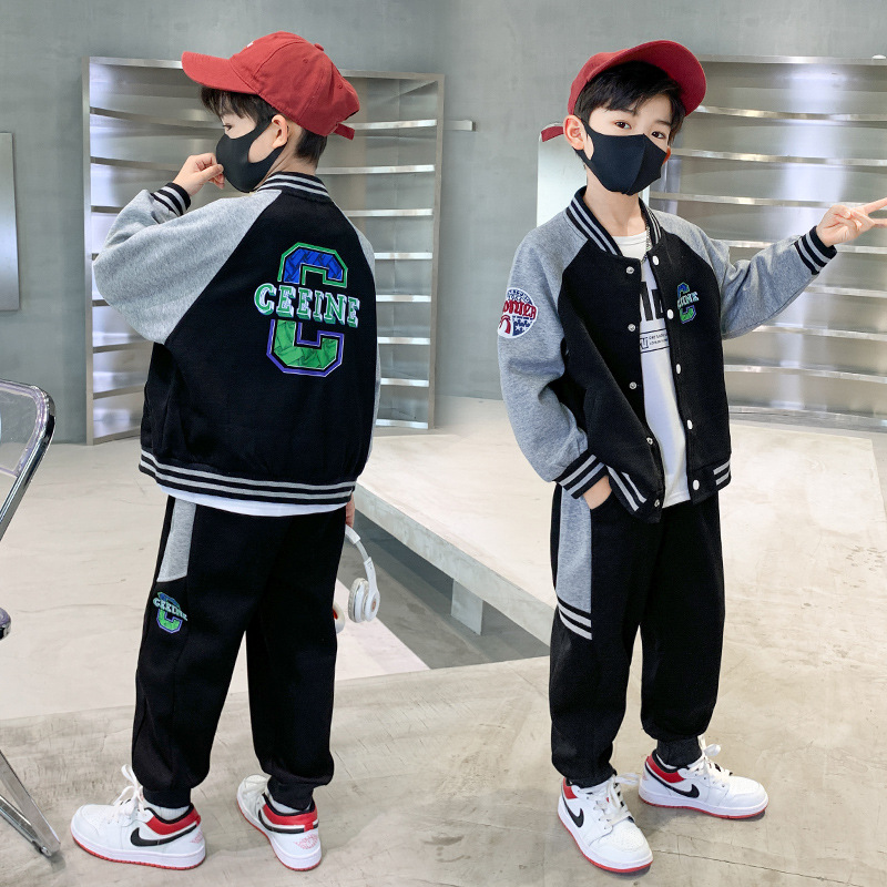 Autumn baseball uniform for boys