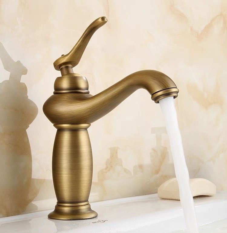 All-copper European-style antique washbasin faucet, retro bathroom cold and hot water mixing valve, single hole for household bathroom washbasin Specification drawing