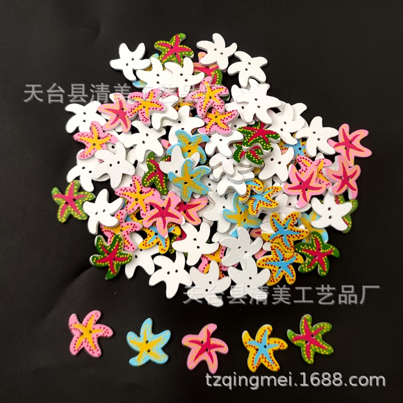 Fondo blanco animal Mar estrella de madera botón marino animal mar botón mezclado 100 piezas un paquete