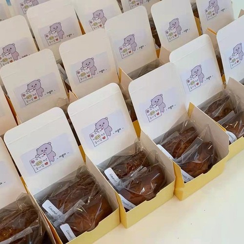 纸盒甜品包装盒风韩式烘焙方盒玛费南雪饼干小盒网红款暖黄色包装