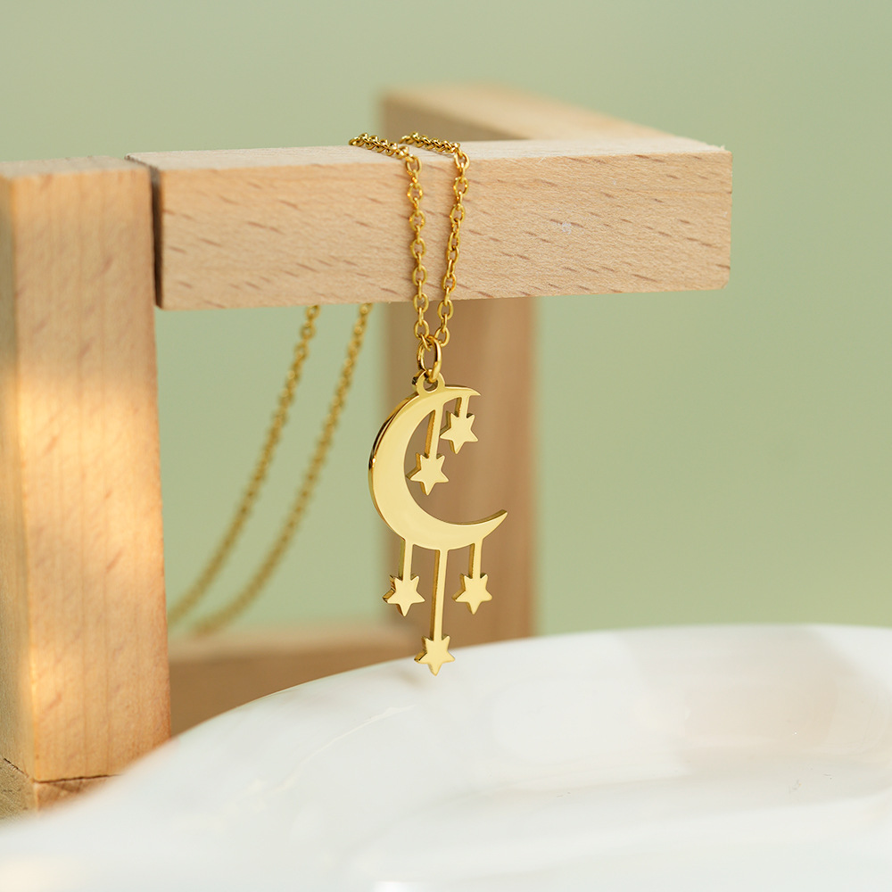 Stainless Steel Material Stainless Steel Simple Style Star Moon Plating Pendant Necklace