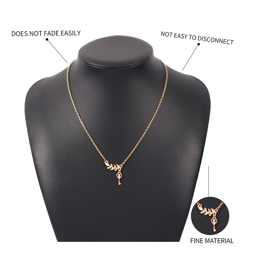 Simple leaf key diamond alloy necklace wholesale