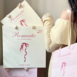 鲜花包装;生日礼品包装;塑料手提袋