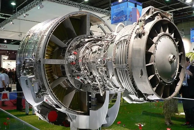 退现役欧洲美国中东俄罗斯乌克兰飞机航空发动机及零配件出售