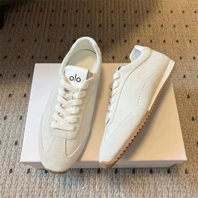 Celebrity-Inspired Retro German Training Shoes for Women, 2026 Autumn New Lightweight Casual Shoes, Suede Breathable Couple's Sneakers Celebrity-Inspired Retro German Training Shoes for Women, 2026 Autumn New Lightweight Casual Shoes, Suede Breathable Couple's Sneakers