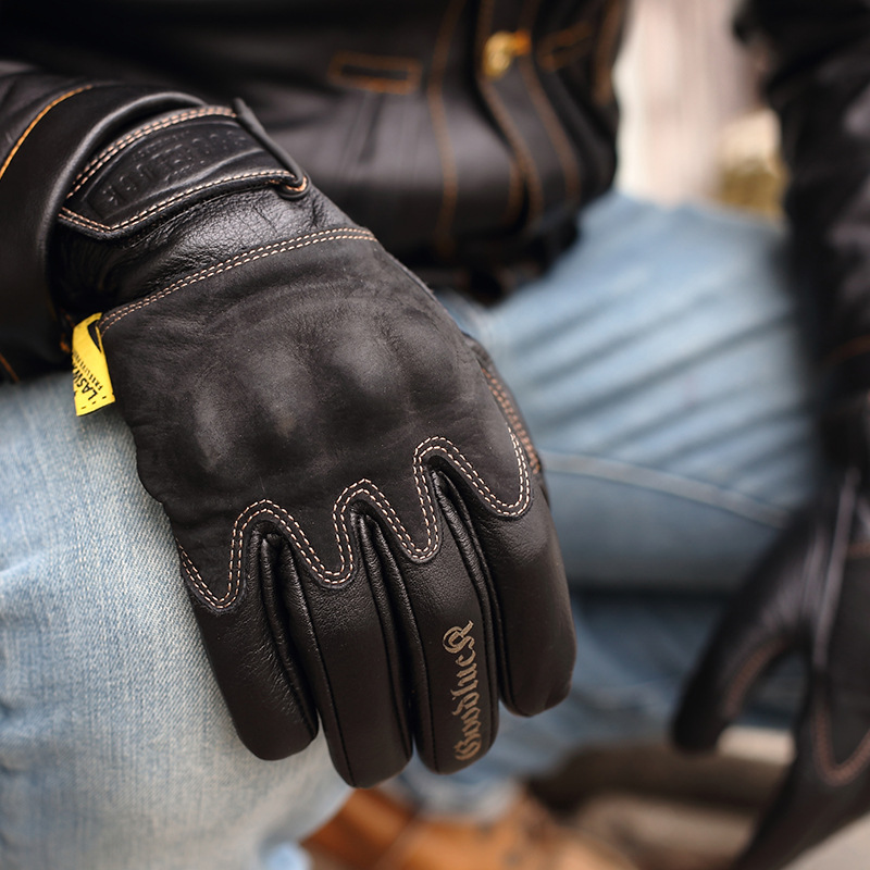 Retro leather gloves for men and women all-season, brown windproof equipment, fall protection 6