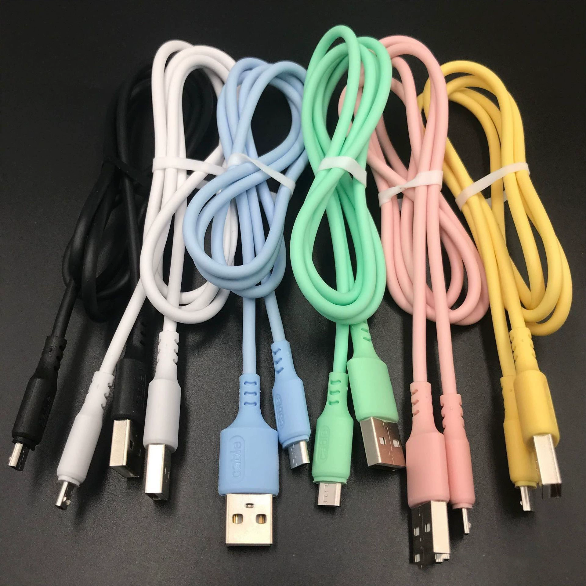 Жидкий силиконовый кабель для передачи данных TPE Macaron 2A для различных мобильных телефонов V8 iPhone Type-c