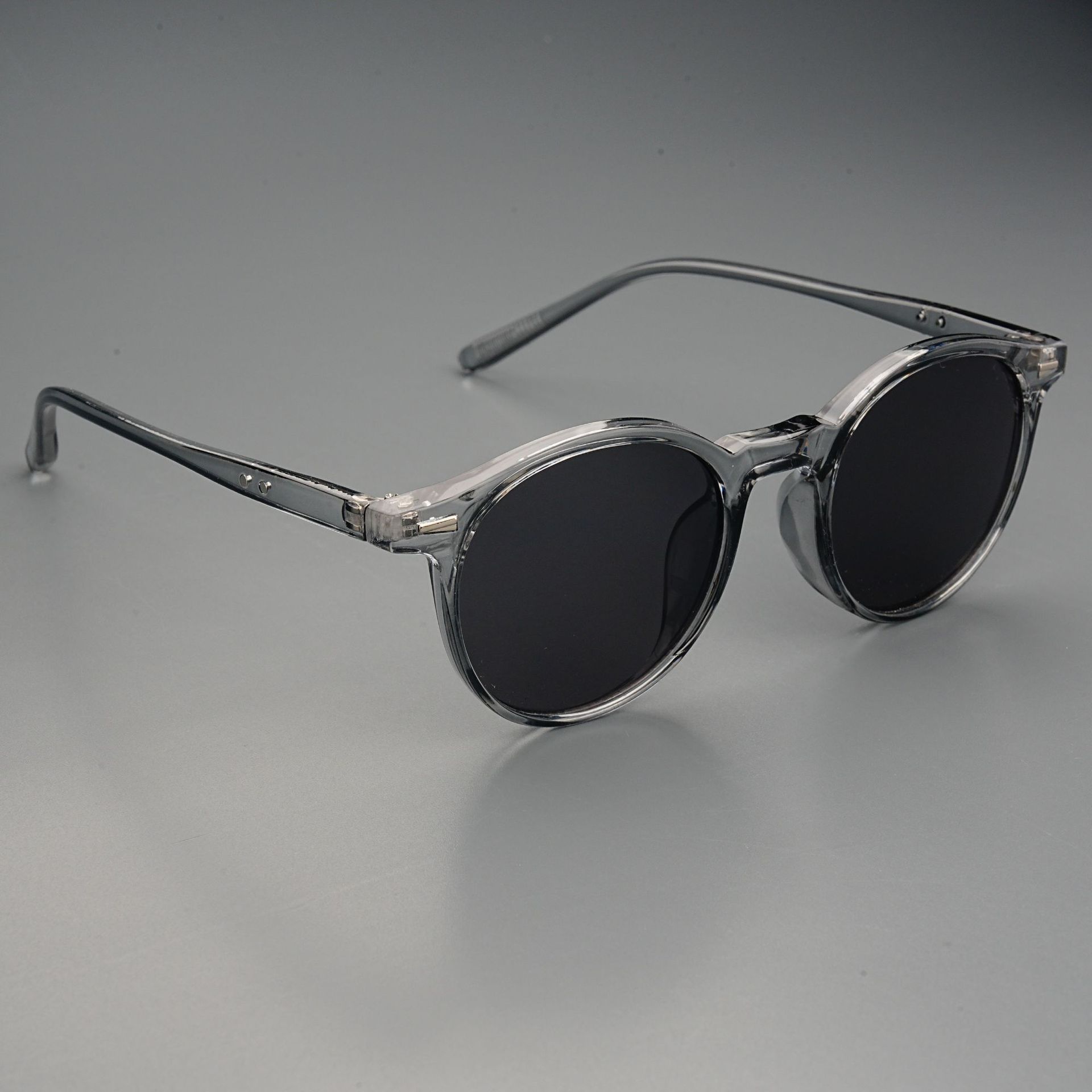 韓国版超軽量サングラス丸枠紫外線防止サングラスレトロなファッション個性日韓系丸枠近視メガネ