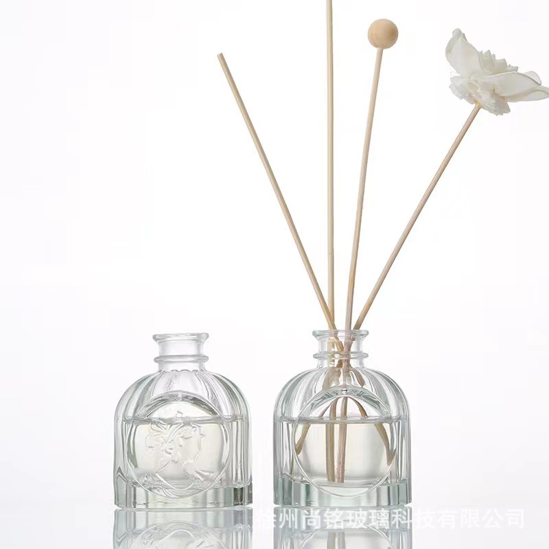 现货美女头柱香薰瓶竖条纹香薰瓶无火圆柱香薰瓶精油扩香空瓶厂家