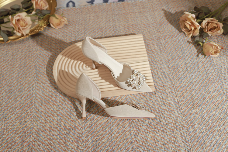 Elegant Women's Stiletto Heel Pumps With Crystal Square Buckle_voghion.com