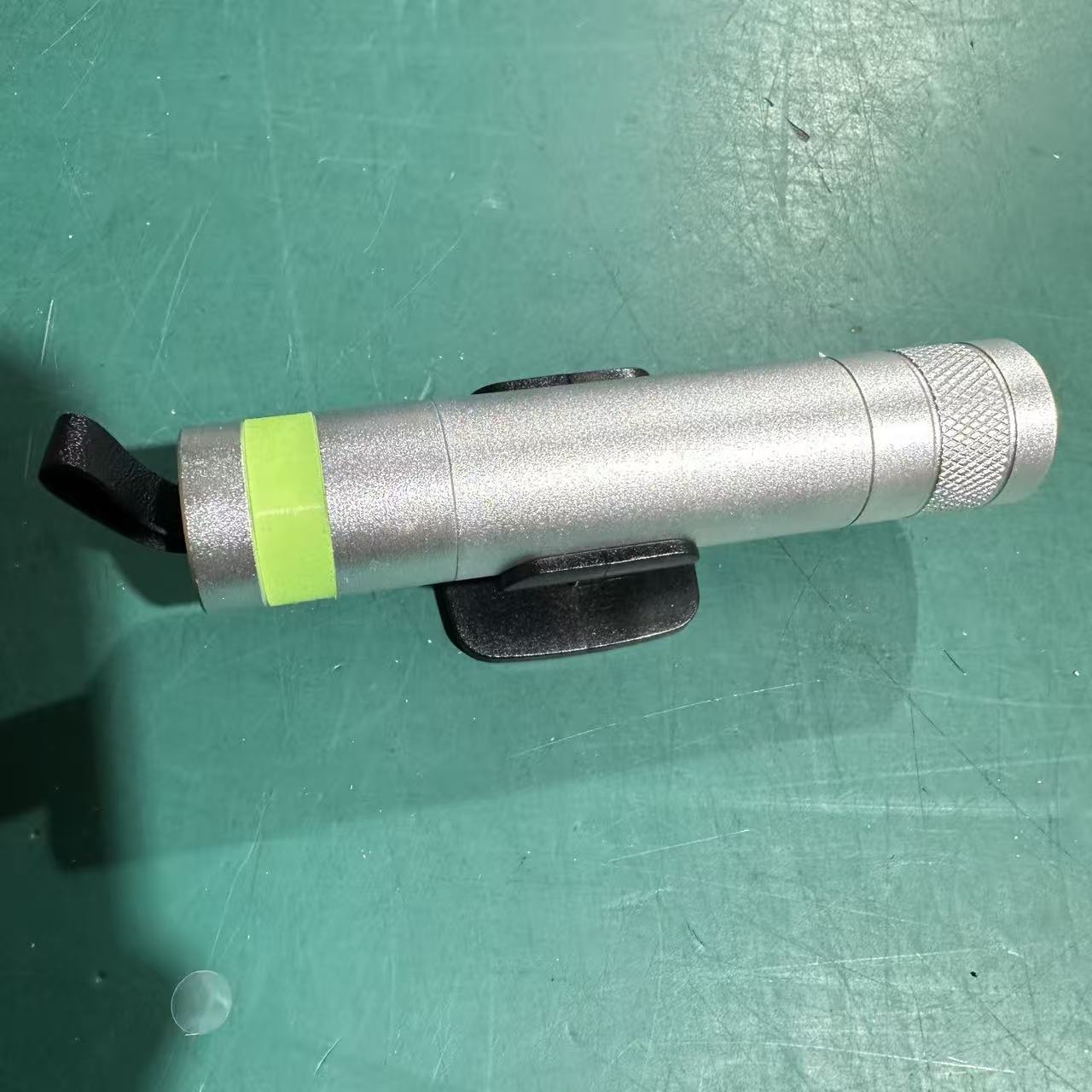 Car Safety Hammer Car Multifunctional Luminous Ring with Cutter Escape Emergency Window Breaker