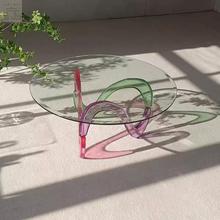 北欧设计师飘带曲线三角形茶几透明树脂桌子样品房客厅网红装饰品