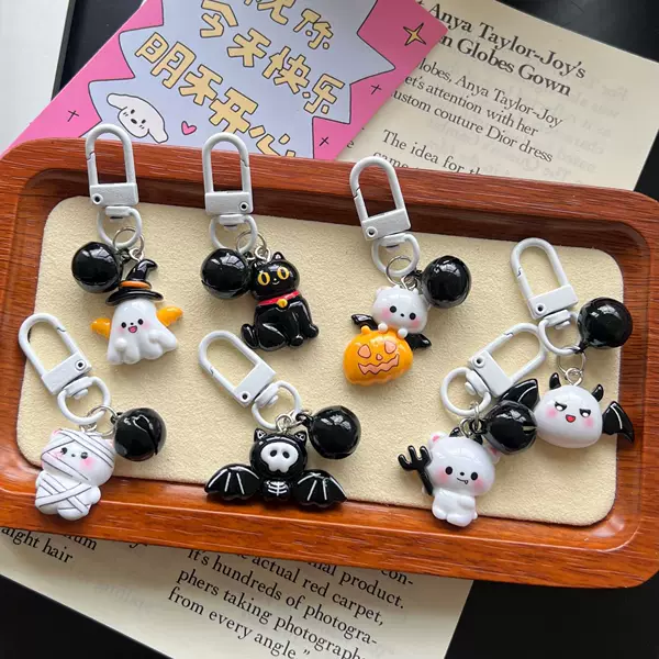 Cross-Border Cute Black Bell Halloween Keychain Pendant Fun Student School Bag Pendant Holiday Gift Wholesale