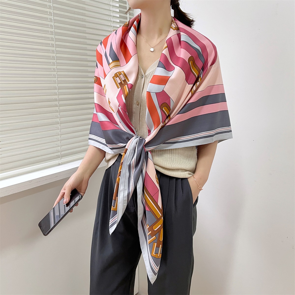 Women's Elegant Simple Style Plant Polyester Silk Scarf display picture 16