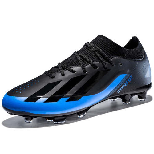 Durable high-top football shoes for students, suitable for training and competitions, featuring reinforced toe caps for enhanced durability.