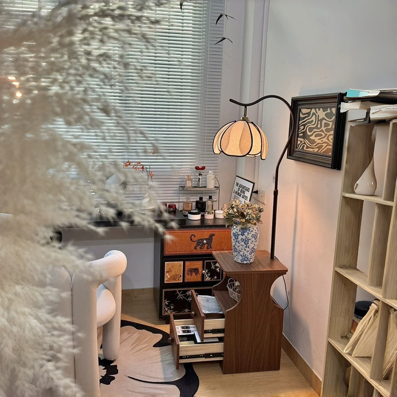 French-Style Vintage Floor Lamp with Integrated Drawer Storage Cabinet, Suitable for Bedroom Bedside, Living Room Side Table, and Ambiance-Enhancing Standing Lamp French-Style Vintage Floor Lamp with Integrated Drawer Storage Cabinet, Suitable for Bedroom Bedside, Living Room Side Table, and Ambiance-Enhancing Standing Lamp