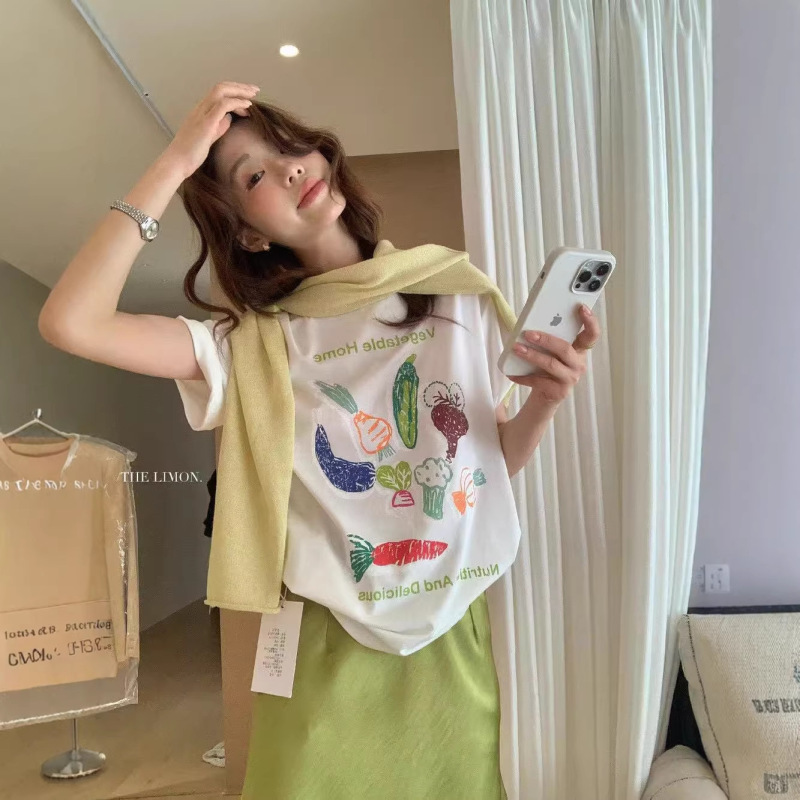 26 New Summer Style Korean Style Graffiti Vegetable Pattern Printed Short-Sleeved Round Neck Loose T-Shirt Women's Fashionable and Versatile Top