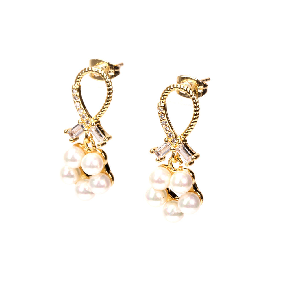 Nihaojewelry Korean Style Cross Shell Bead Zircon Earrings Wholesale Jewelry display picture 2