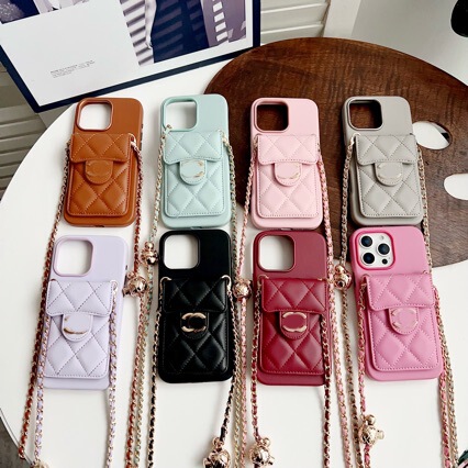 Xiaoxiang crossbody phone case, suitable for iPhone 18 Pro Max, a stylish and luxurious Apple 17 Pro case with a diamond-patterned leather design Xiaoxiang crossbody phone case, suitable for iPhone 18 Pro Max, a stylish and luxurious Apple 17 Pro case with a diamond-patterned leather design