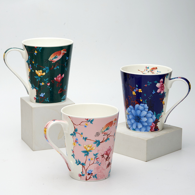 批发V型家用陶瓷马克杯情侣牛奶咖啡杯伴手礼品可印logo骨瓷水杯