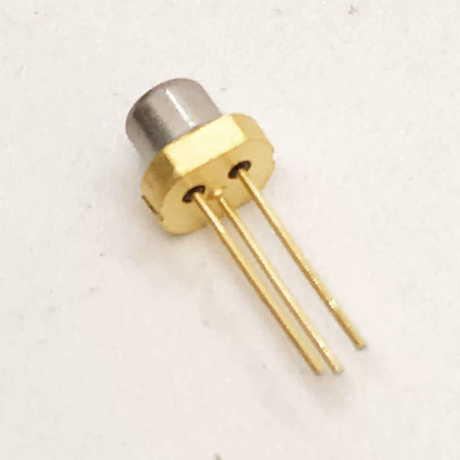 Новый Sony /SLD3239VFR фиолетовый свет 405нм 200 мВт лазерный диод LD 3.8 мм