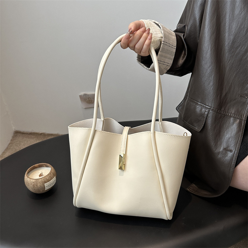 Bolso popular de este año para mujeres 2024 otoño invierno bolso de mujer bolso de hombro bolso de viaje de gran capacidad bolso de madre bolso de alta calidad