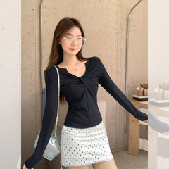 纯欲风一字肩扭结褶皱长袖T恤女2025年早秋新款百搭绝美露肩上衣