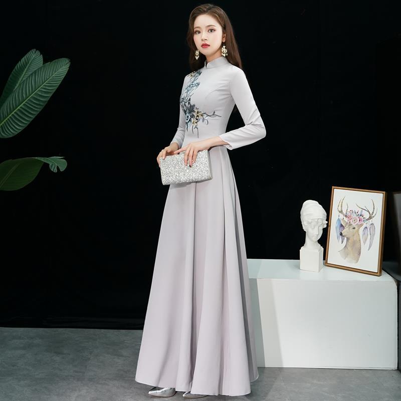 Cheongsam con bordado elaborado, nuevo estilo 2025, falda larga elegante y graciosa, cheongsam con dobladillo grande bordado por encima de la rodilla image 3