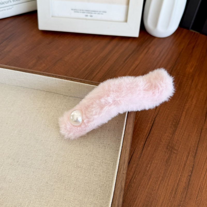 秋冬のぬいぐるみの真珠のアヒルの口は大きいサイズのサメを挟んで後頭部の髪を挟みます。|undefined