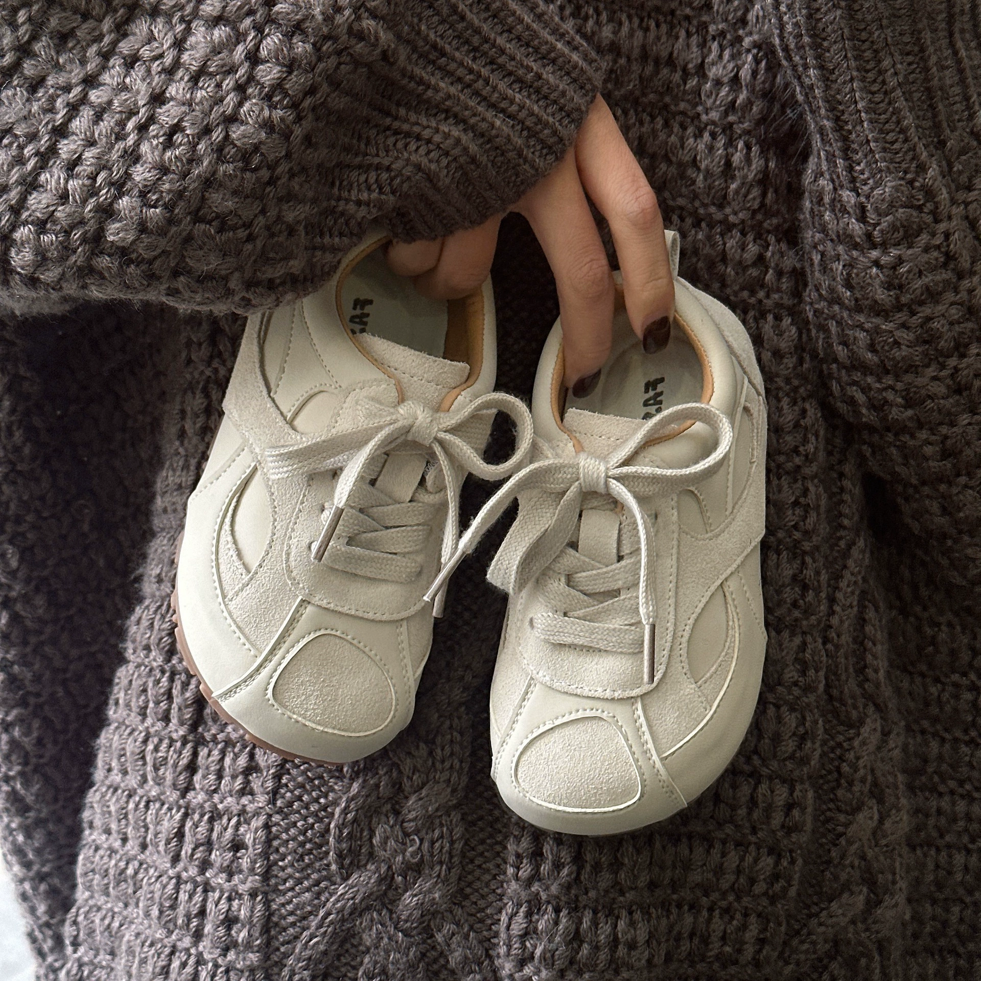 Детская классическая обувь для нравов 2025 весна и осень новая обувь для арганда маленькая белая обувь для мальчиков и девочек модная повседневная обувь