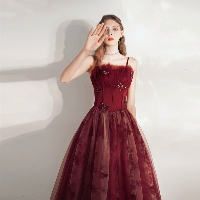 Winter red wedding dress for bride, long skirt, western style