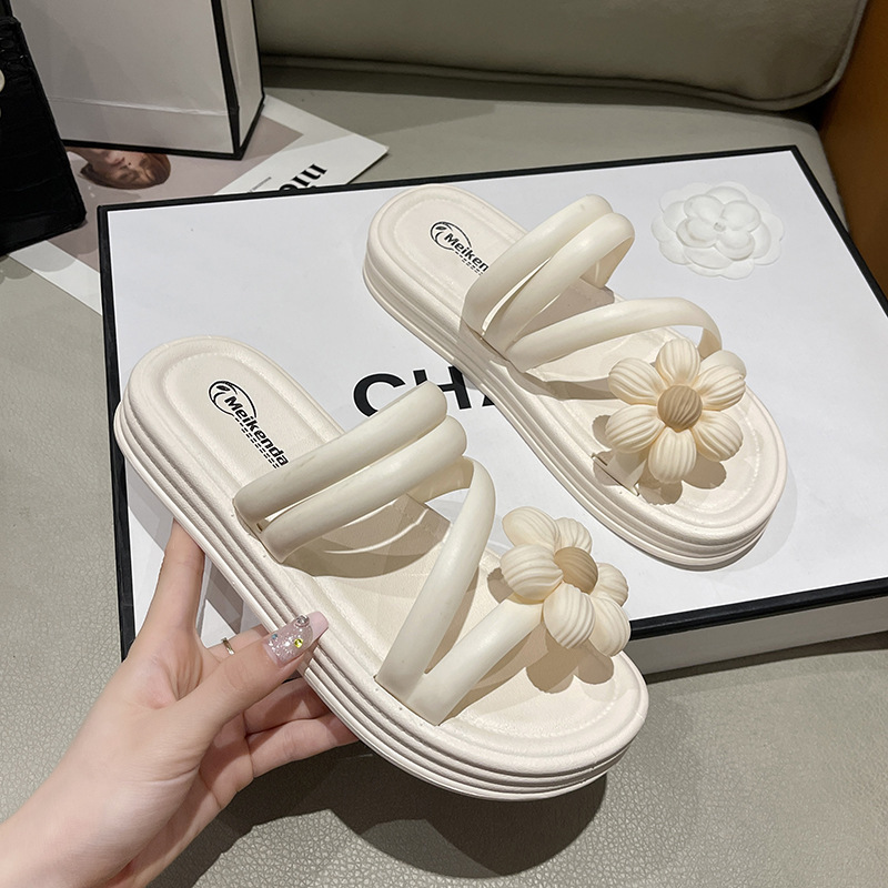Off-white / 36/37