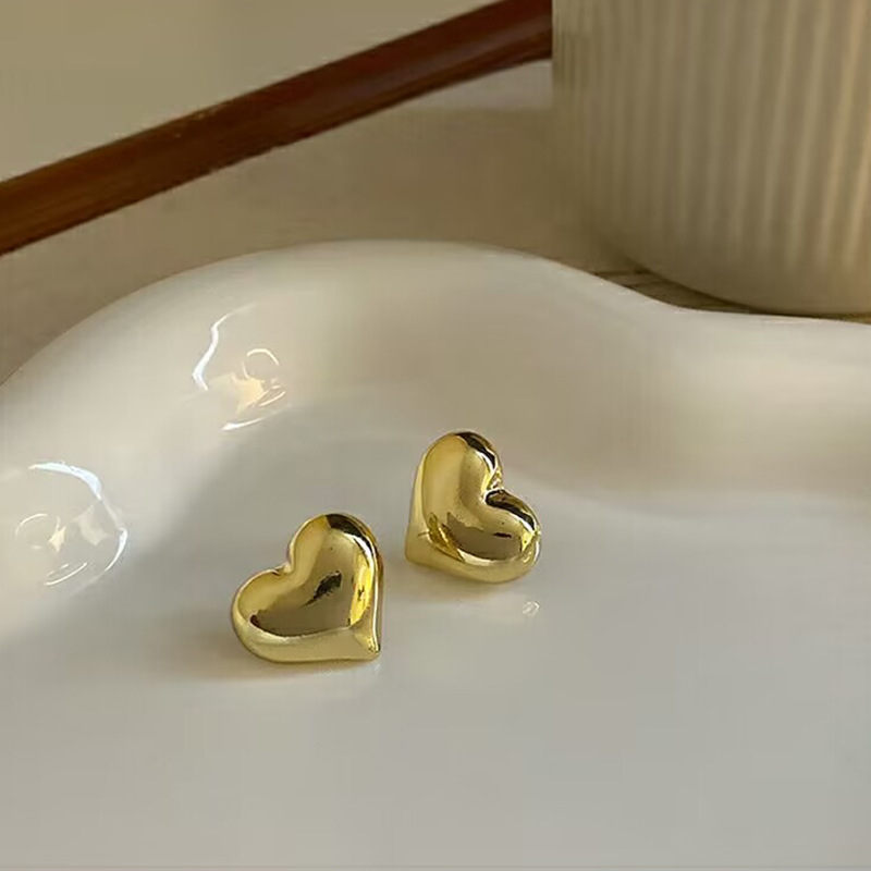 1 Pair Simple Style Heart Shape Plating Alloy Ear Studs display picture 5