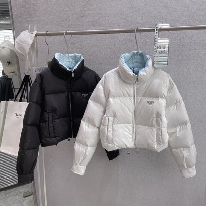 PD22ss new autumn and winter triangle logo stand-up collar puffer jacket, stylish and warm cotton coat for women