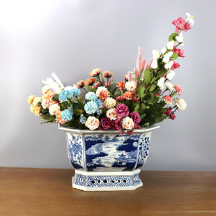 Jingdezhen Ceramic Flower Pot Imitation Qing Xianfeng Blue and white Pure Hand-painted Landscape Pattern Octagonal Rectangular Flower Pot