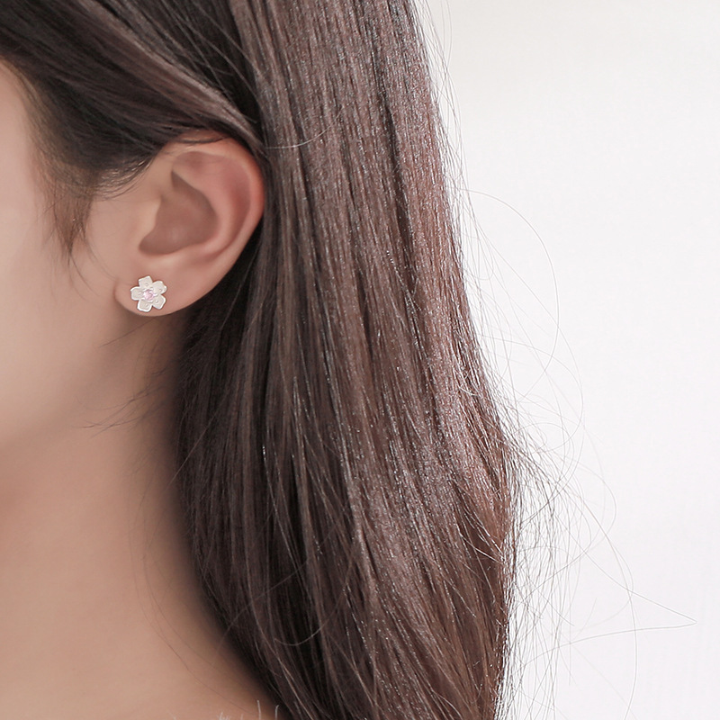 Flower Stud Earrings In Pure Silver With Pink Crystal Stones_voghion.com