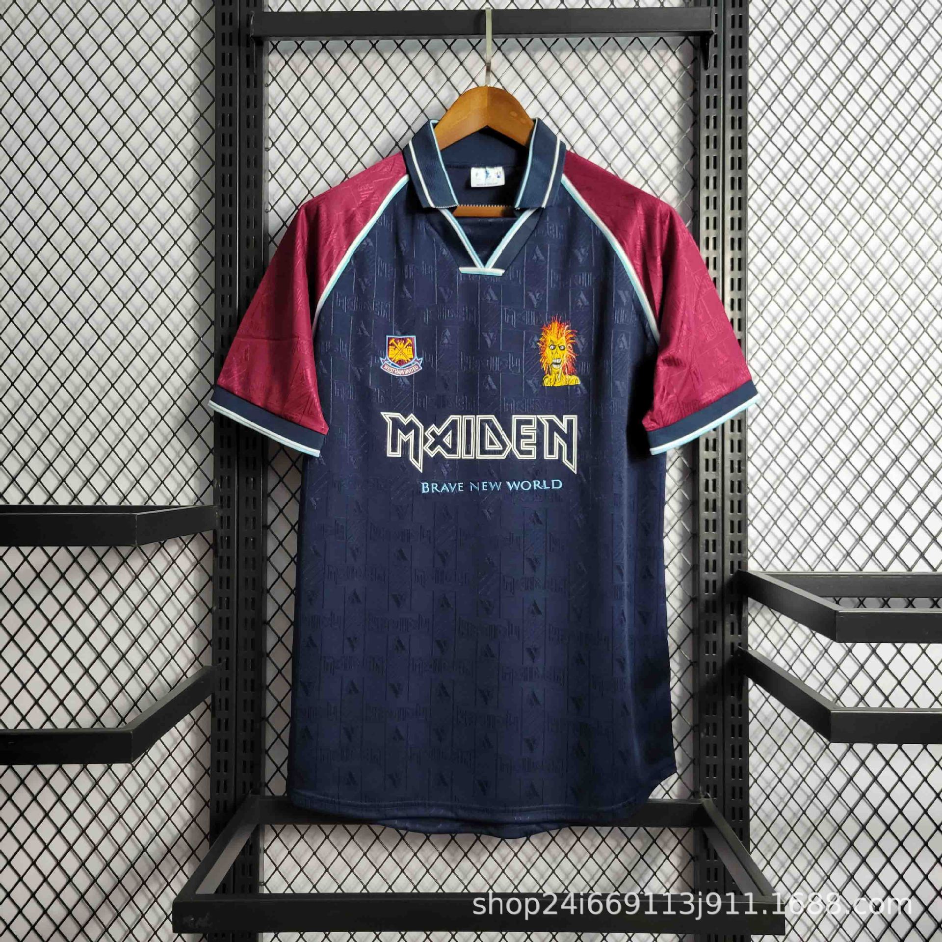 99 웨스트 햄 홈 1