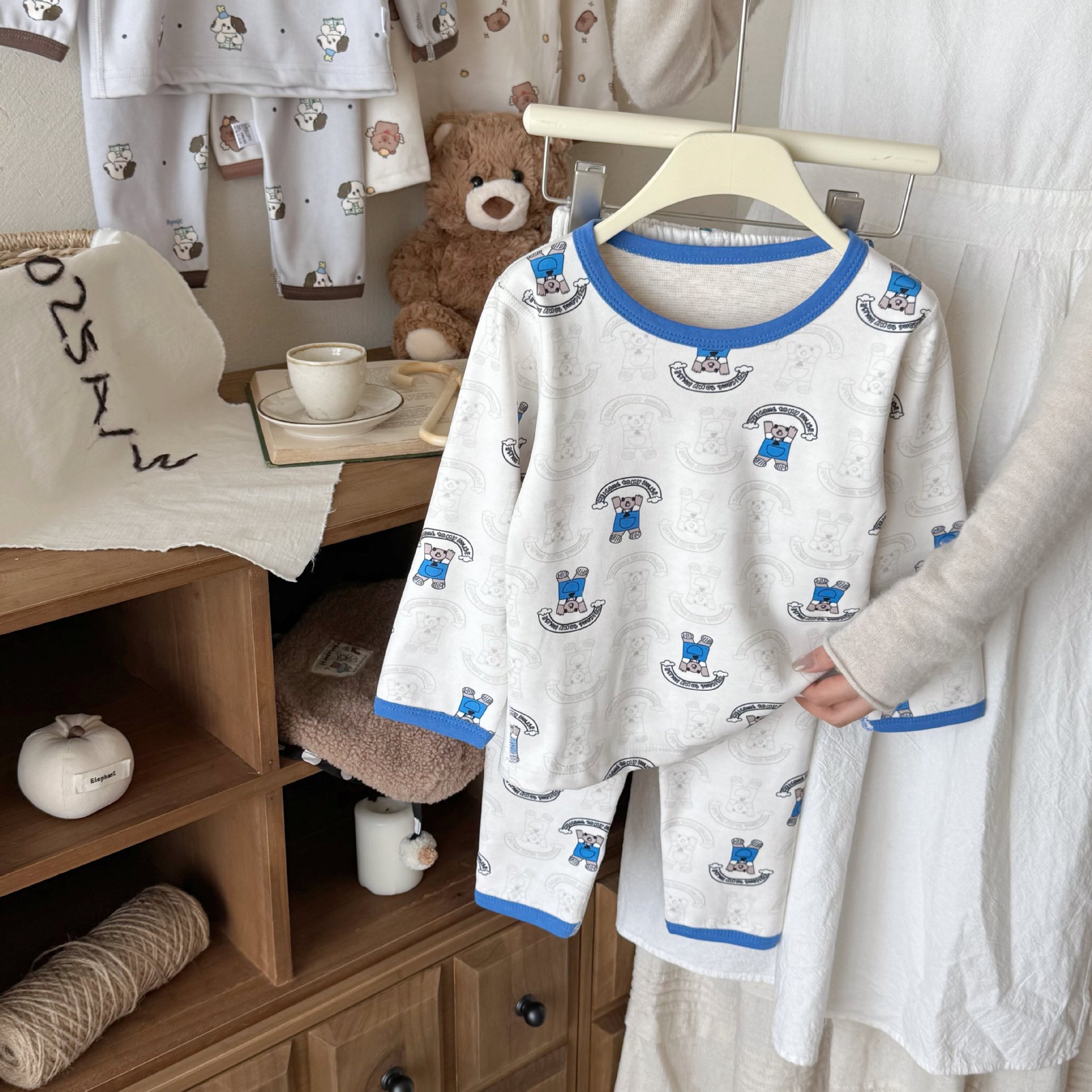 Niños otoño invierno calentamiento chaqueta de otoño para niños pantalones de otoño set niñas lindas ropa interior de base de dibujos animados pijamas de bebé