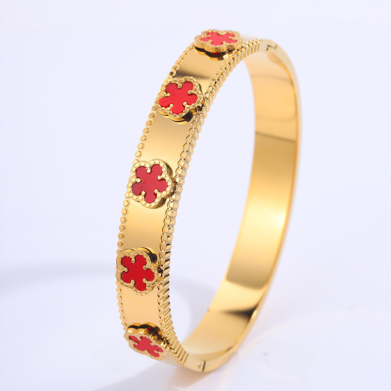 Brazalete de acero de titanio de moda europea y americana pulsera de flores para niñas de alto nivel transfronterizo 18k oro pequeño brazalete de cártamo