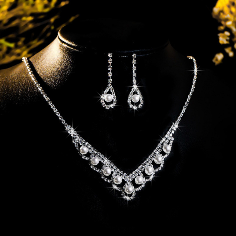 svadobné šperky náhrdelník náušnice sada šperkov banketové šaty náhrdelník módne a všestranné doplnky pre temperament_voghion.com