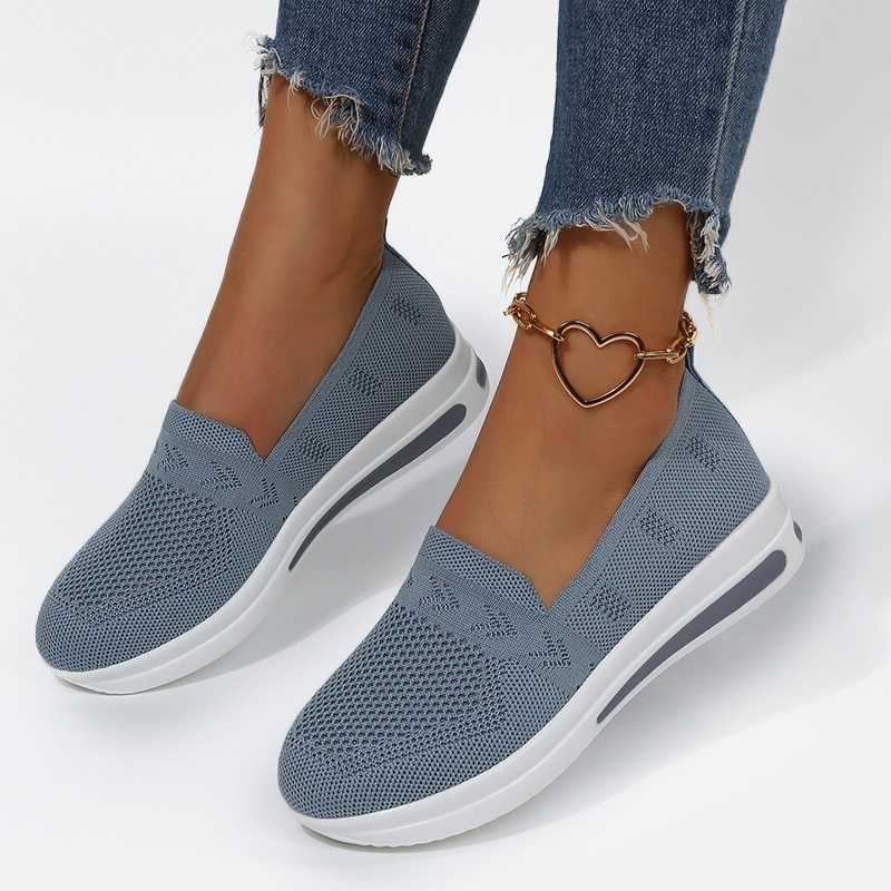 fashionable shoes flat platform