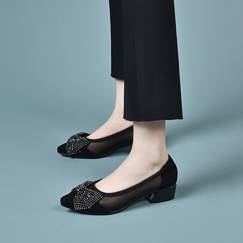 Chiều cao gót 3 cm GÓT THÔ
