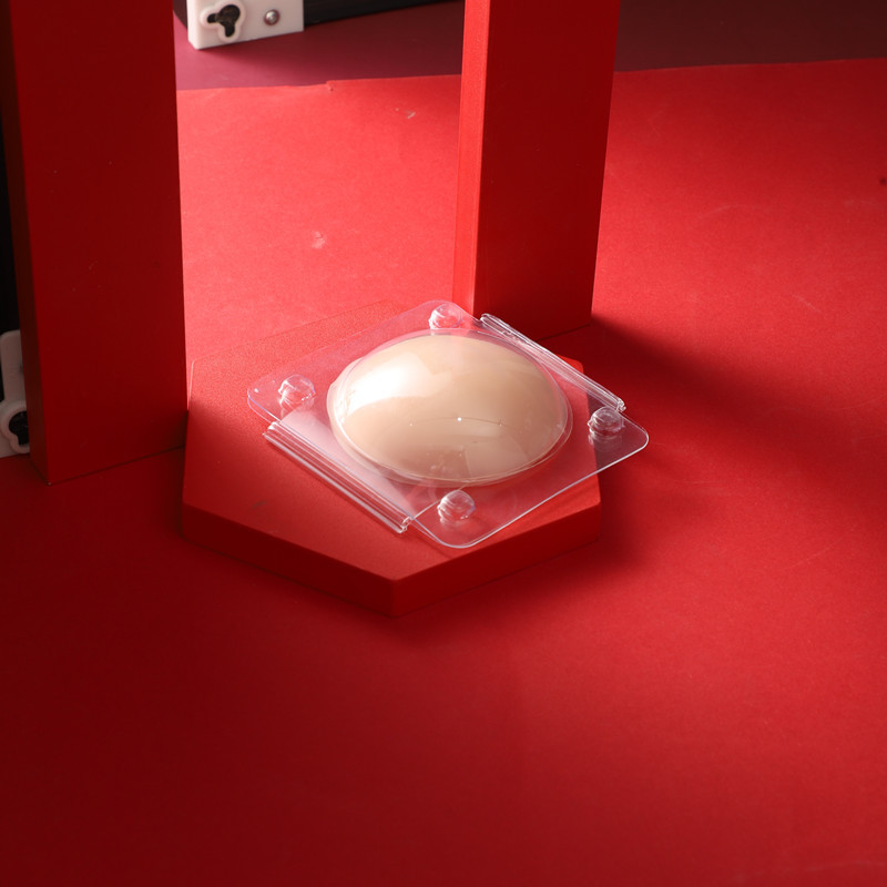 플라스틱 물집이 있다