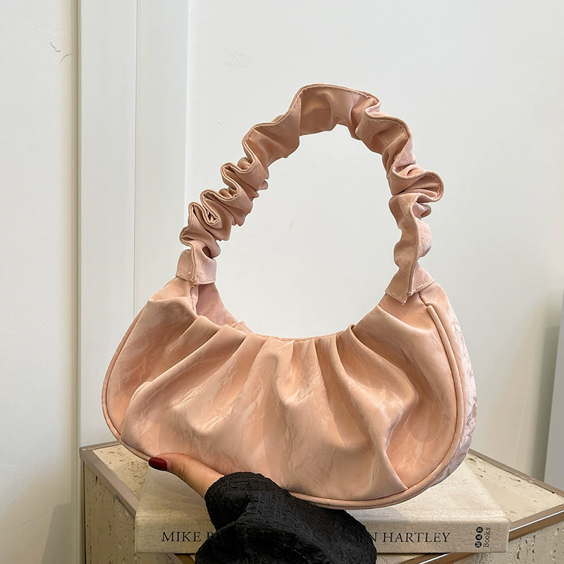 Плечная сумка one-shoulder, сумка подмышечная с рюшированной ручкой, компактная 20,75×6,25×9,25 см